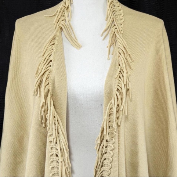 Coldwater Creek Fringe Cream Tan Beige Poncho - One Size - Picture 6 of 7